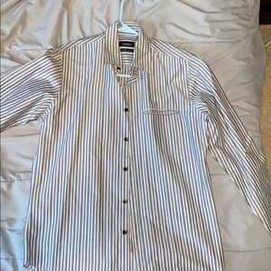 Van Heusen designer button down